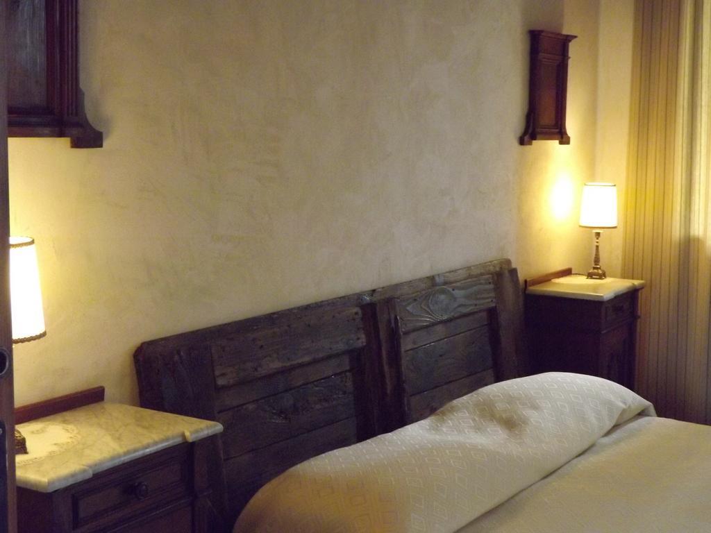 Casa Della Fornace Bed and Breakfast San Vito al Torre Δωμάτιο φωτογραφία